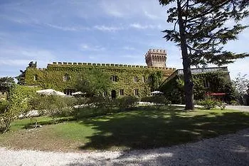 Villa Castello Leopoldo By Posarellivillas